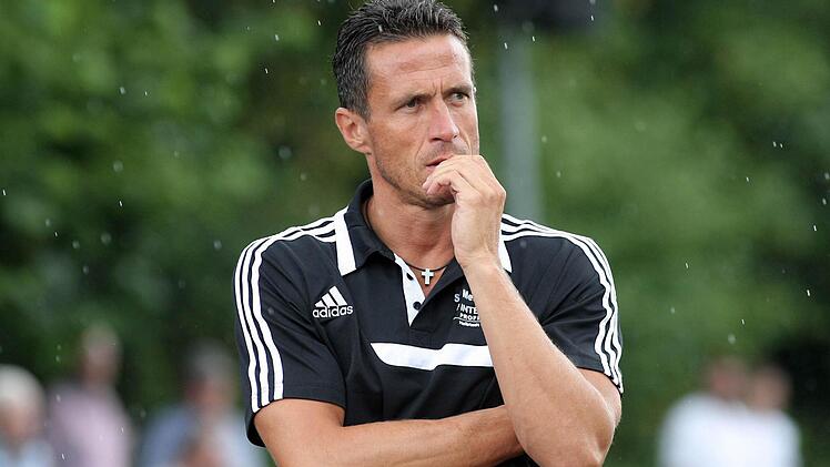 Ein nachdenklicher Bernd Eigner Foto: sportpress