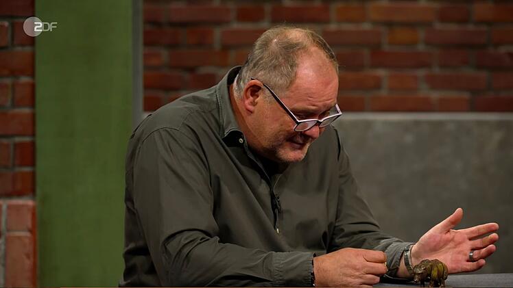 "Oh, toll", fand Elisabeth N&uuml;dling das kleine Tier, das Walter Lehnertz (Bild) sofort an den "Berliner B&auml;r" erinnerte.