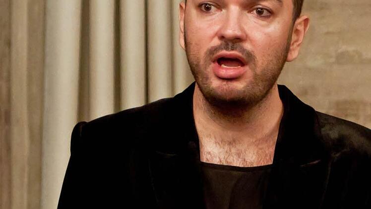 Das "Ensemble Karsanat" bei seinem Gastpiel im ehemaligen Refkrotium des einstigen Klosters Mönchröden: Nuri Harun AtesFoto: Jochen Berger