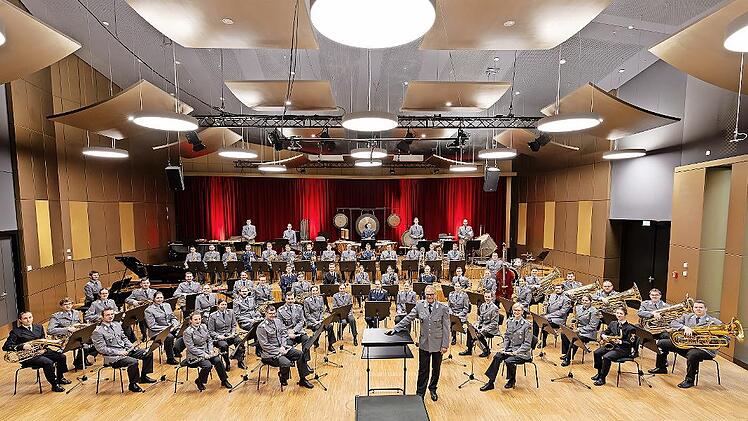 Das Ausbildungsmusikkorps der Bundeswehr wird in Ebern einen Konzertabend mit vielseitigem Programm gestalten.