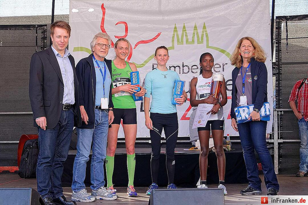Weltkulturerbelauf 2017 in Bamberg: Der Zieleinlauf am Maxplatz