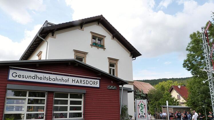 Harsdorf konnte bei den Juroren unter anderem dank seines Gesundheitsbahnhofs punkten.Archiv/Reißaus