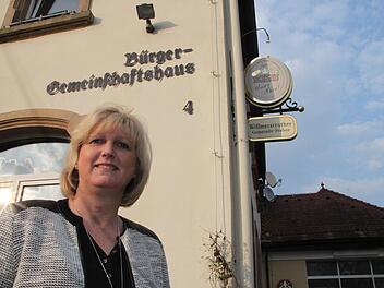 Cornelia Krauß hofft auf eine gute Zukunft der Willmersreuther Vereine in den Gemeinde-Stuben. Foto: Jürgen Gärtner