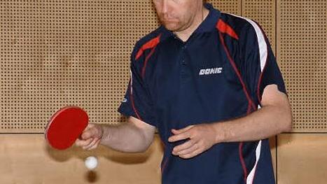 Klaus Knabner vom TTC Alexanderhütte blieb beim 9:4-Sieg in Gefrees in seinen zwei Einzeln und im Doppel unbezwungen. Foto: Hans Franz