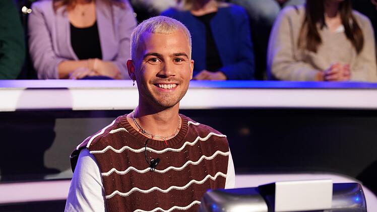 Kandidat Leonard Str&auml;ter &uuml;berrascht alle mit einem Foto.