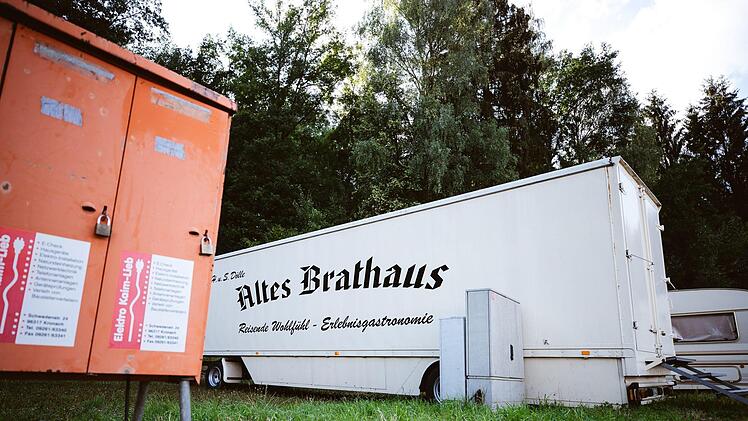 Der Aufbau beim Freischießen läuft. Foto: Marian Hamacher