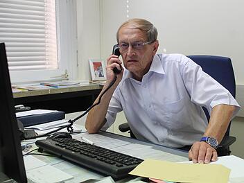Entschlossen und sachkundig sucht Rudolf Ruckdeschel Lösungen für Probleme, die an ihn herangetragen werden. Fotos: Markus Häggberg