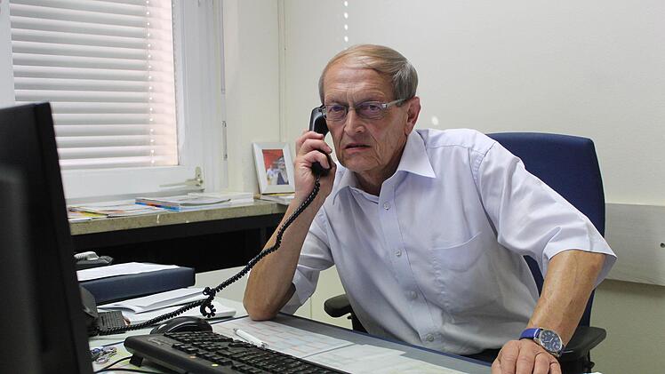 Entschlossen und sachkundig sucht Rudolf Ruckdeschel Lösungen für Probleme, die an ihn herangetragen werden. Fotos: Markus Häggberg
