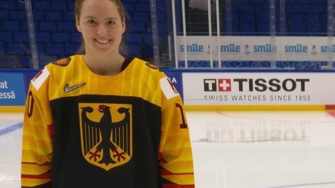 Yvonne Rothemund in der WM-Eisarena von Espoo in Finnland. Foto: privat