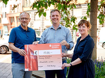 Stadt Bamberg würdigt Engagement für Geflüchtete - "herausragende Arbeit"