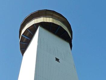 Rund um die Thüringer Warte soll ein Barfuß-Parcours entstehen. Foto: vs