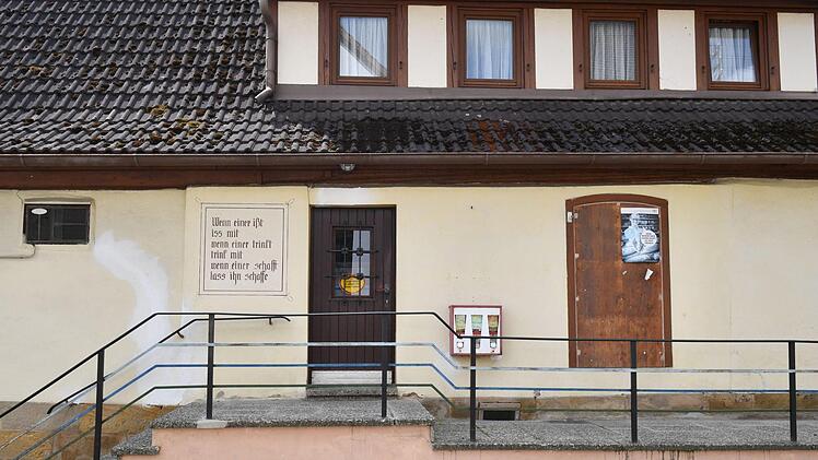 Geschlossen - der Bäcker und NahversorgerFoto: Ronald Rinklef