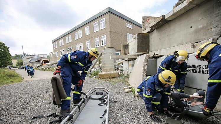 Rettungsaktion im  "fiktiven" Krisengebiet. Foto: THW Bad Kissingen