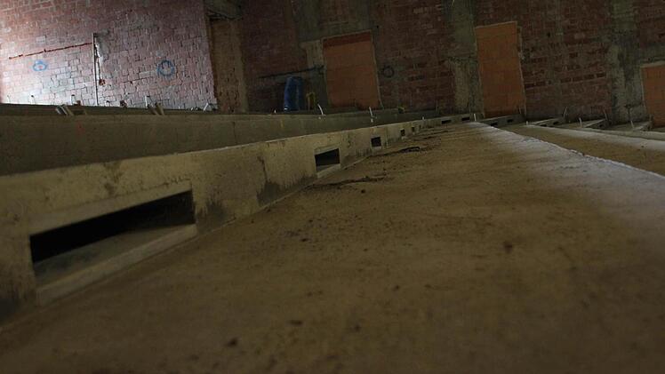 Die Entlüftungsschächte unterhalb der Sitzreihen. Foto: Marco Meißner