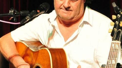 Der grandiose Bluesmusiker Ignaz Netzer gastiert am 6. März beim Kulturamt Haßfurt.