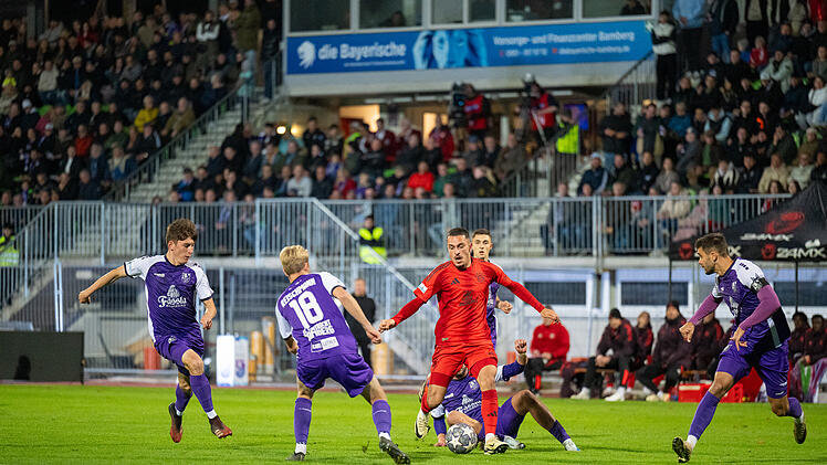 FC Eintracht Bamberg: Regionalligaspiel gegen den FC Bayern II