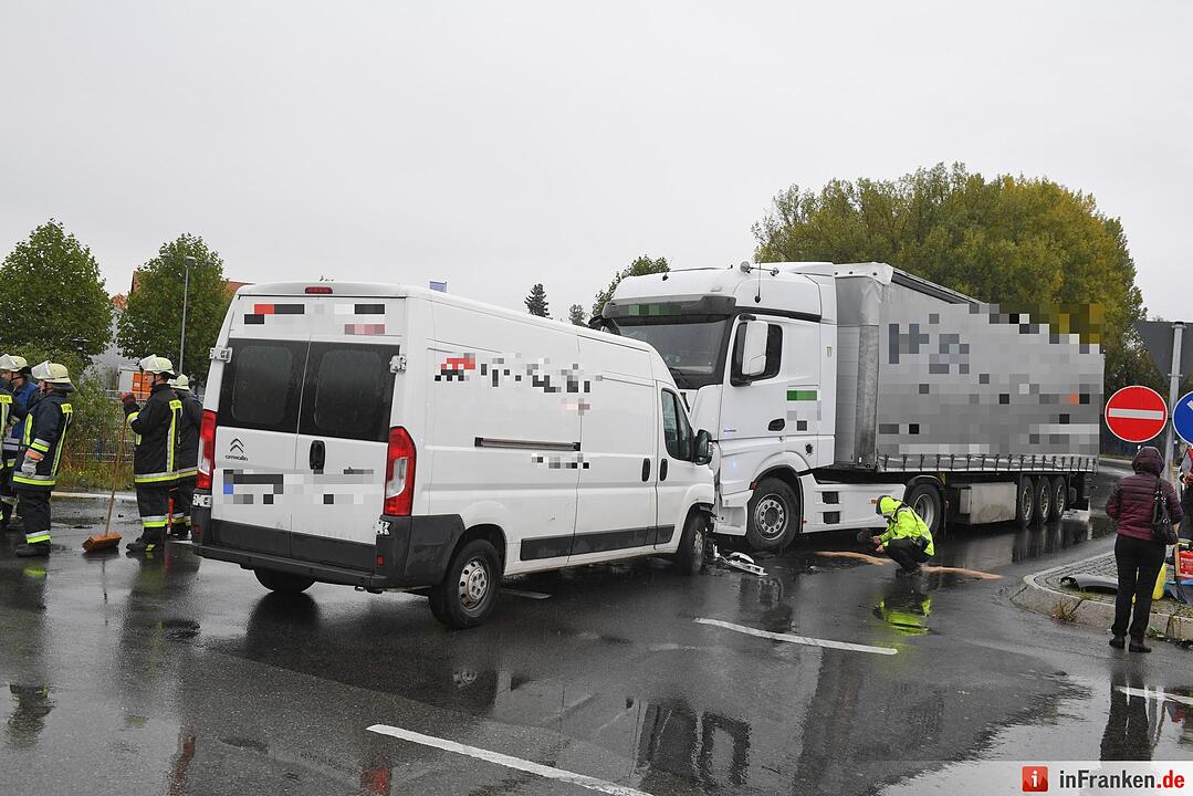 A70: Unfall an der Anschlussstelle Bamberg-Hafen