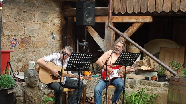 i2010  m  Skulpturenhof Wolfgang Schott und Martin Reuß.Gabi Bertram