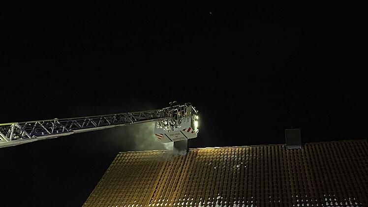 Feuerwehr hat Kaminbrand schnell unter Kontrolle