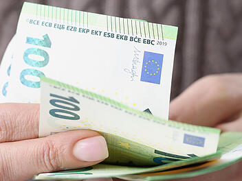 Euro, Geld, Finanzen, Gehalt, Lohn