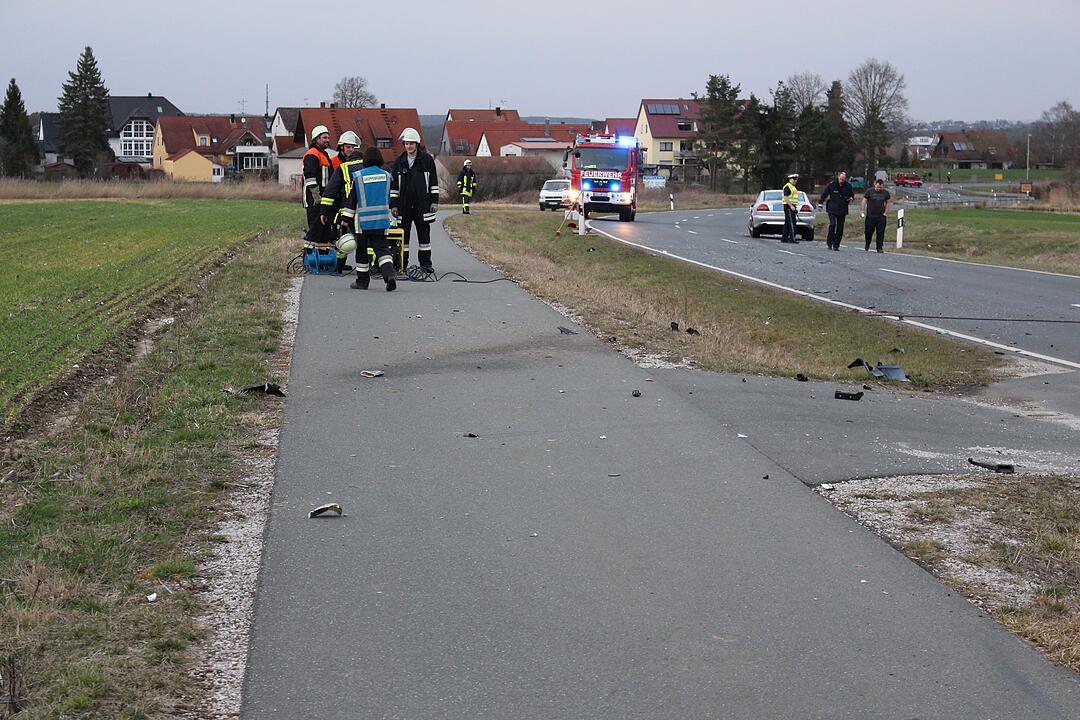 Heßdorf: Auto überholt und erfasst Motorradfahrer frontal - 62-Jähriger stirbt