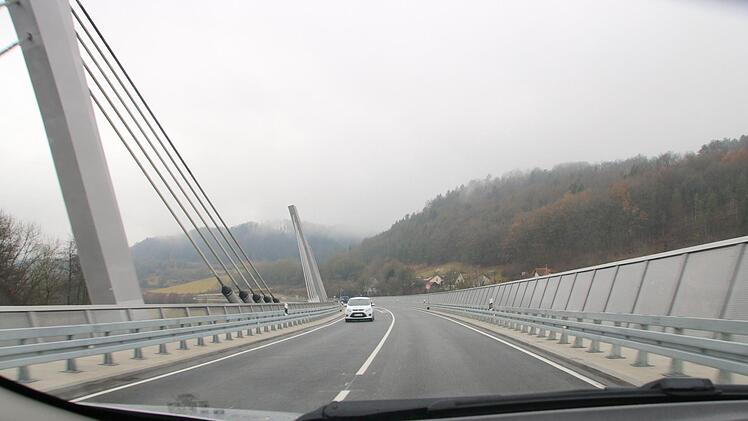 Freie Fahrt auf der Schorgasttalbrücke.  Foto:  Jürgen Gärtner