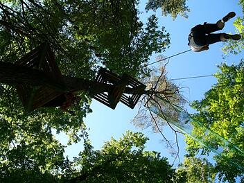 Der Abenteuerpark Betzenstein liegt inmitten der Fränkischen Schweiz und bietet neben diversen Attraktionen einen der schönsten Kletterparks unserer Region.