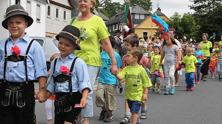 Der Kinderfestzug war eine Freude für Groß und Klein.  Foto: Michael Wunder