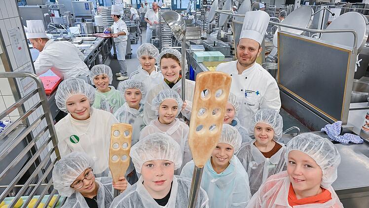 Uniklinikum Erlangen veranstaltete Schnuppertag für Kinder von Mitarbeitern