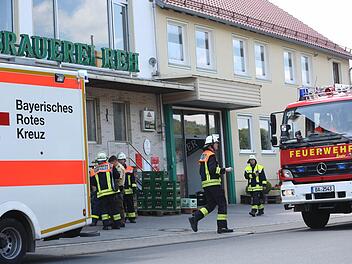 Ein Großaufgebot an Einsatzkräften war am späten Mittwochmittag zur Brauerei Reh in Lohndorf gerufen worden.  Foto: News5/Herse