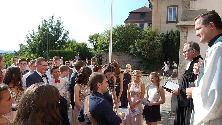 Abschlussfeier für die Hammelburger Realschul-Absolventen.Sigismund von Dobschütz