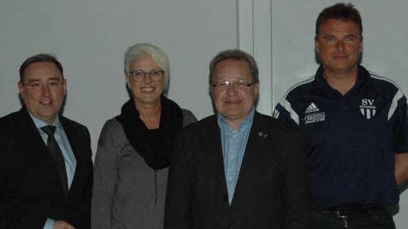 Der Vorstand des SVK (von links): Erster Vorsitzender Michael Schulz, Kassiererin Sabine Seyfarth, Schriftführer Michael Eckelt, Zweiter Vorsitzender Frank Forkel Foto: Edwin Meißinger