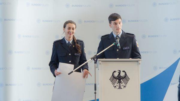 Feier zur Beförderung von Lehrgangsabsolventen des Bundespolizei-Ausbildungs- und Förderungszentrums Oerlenbach zu Polizeimeistern und -meisterinnen. Frank Dölling
