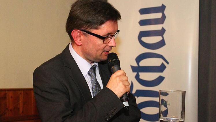 Moderator BR-Redaktionsleiter Alexander Müller. Foto: Miriam Hegner