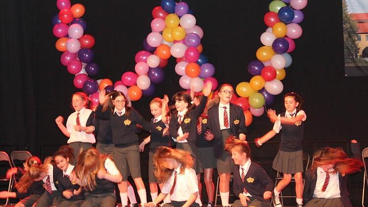 Showtanz "Revolution in der Schule"