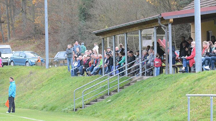 Schnappschuss vom Spiel der Woche in Obereschenbach. Foto: ssp