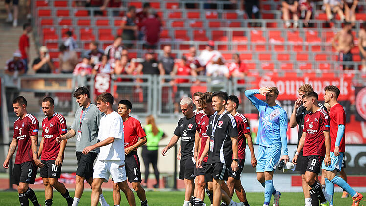 FCN mit Handy-Problem in der Kabine? Darum gibt´s kein Verbot vom Trainer