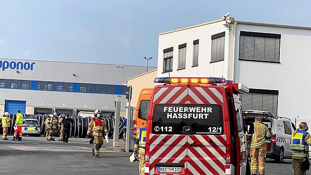 Die Einsatzkr&auml;fte wurden zum Werk II von Uponor in die Carl-Zeiss-Stra&szlig;e gerufen. Zum Gl&uuml;ck konnte  schnell Entwarnung gegeben werden. Bei dem festgestellten Gas handelte es sich um Faulgas, so dass keine Gefahr f&uuml;r Personal und Einsatzkr&auml;fte bestand.                                               Michael Will/BRK