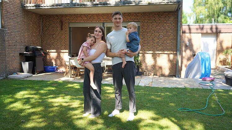 Gl&uuml;cklich mit Eigenheim: Die Studierenden Katharina und Jannik S. bauen das Haus der Oma kostensparend selbst Schritt f&uuml;r Schritt um.