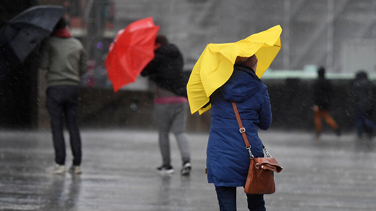 Sturm, Wind, Orkan, Warnung, Wetter, Regen