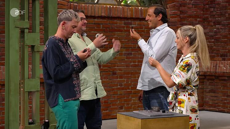 Im Händlerraum kamen die Mini-Stühle sehr gut an.