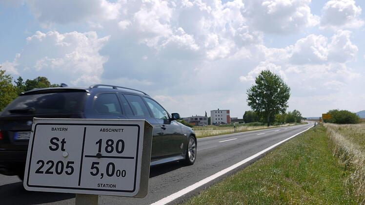 Die Staatsstraße 2205 wird zwischen Wiesenfeld und Coburg verlegt.