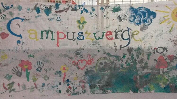 Das gestaltete Banner aus Leinen Foto: Christina Wölfle