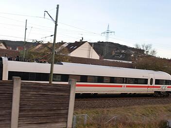 Die Bürger im Forchheimer Norden befürchten, dass bei der ICE-Planung die Folgen des Lärms in der Jean-Paul Straße nicht ausreichend bedacht wurden. Foto: Archiv Ronald Rinklef