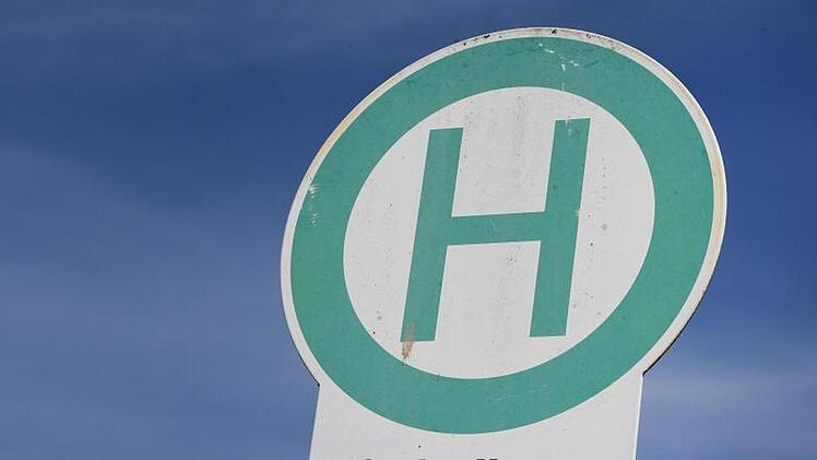 Pinzberg: Stra&szlig;e in Dobenreuth f&uuml;r circa zwei Monate voll gesperrt - Buslinie 223 betroffen