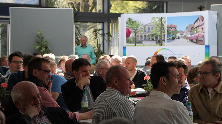 Frühjahrsversammlung 2016 der Kaminkehrer-Innung Unterfranken in Bad Brückenau. Foto: Ulrike Müller