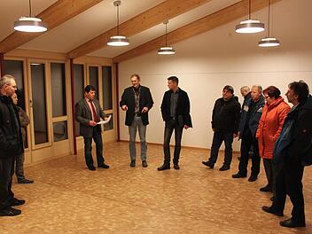 Der Oberhaider Gemeinderat stattet der Kita in Staffelbach einen Besuch ab. Foto: Hans W. Penning