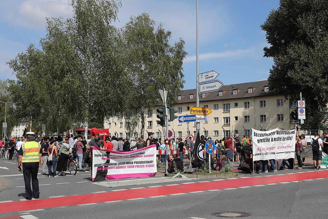Bamberg; Demo gegen Massenlager und Anker-Zentren; Foto: Barbara Herbst