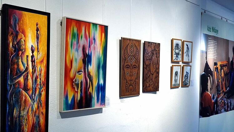 Die Ausstellung "Farben des Senegal" ist noch bis 20. Oktober geöffnet.   Foto: Richard Sänger