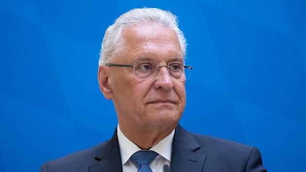 "Kurzfristiger Eingriff": Bayerns Innenminister Herrmann operiert